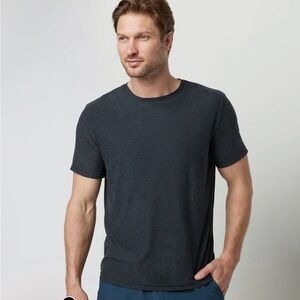 Vuori Strato Tech Men's T-Shirt